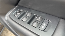 Volvo XC60 2.0 T8 [455] PHEV Ultra Dark 5dr AWD Geartronic Estate